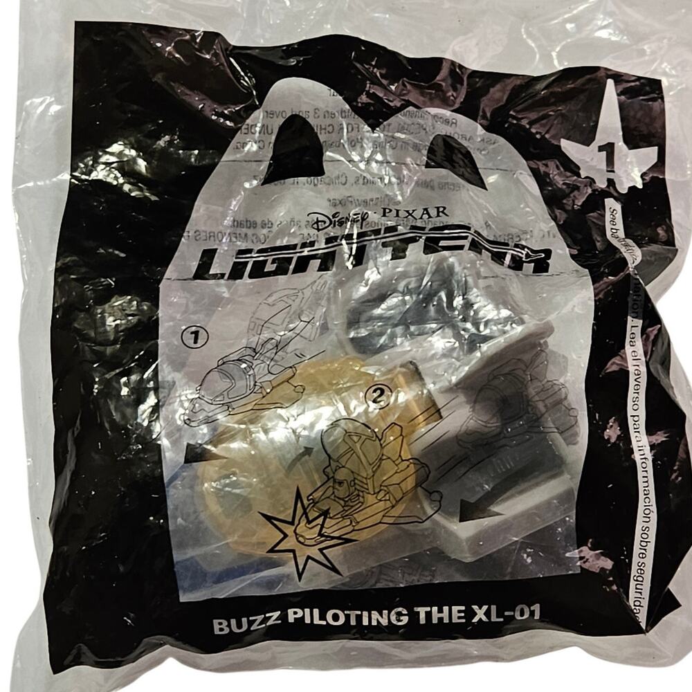 2022 Disney Pixar Light Year1 Buzz Piloting the XL 01 New in Package